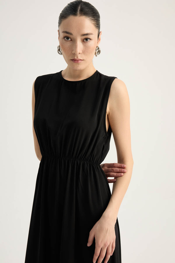 Arka Parçalı Abaya Takım Siyah - 3