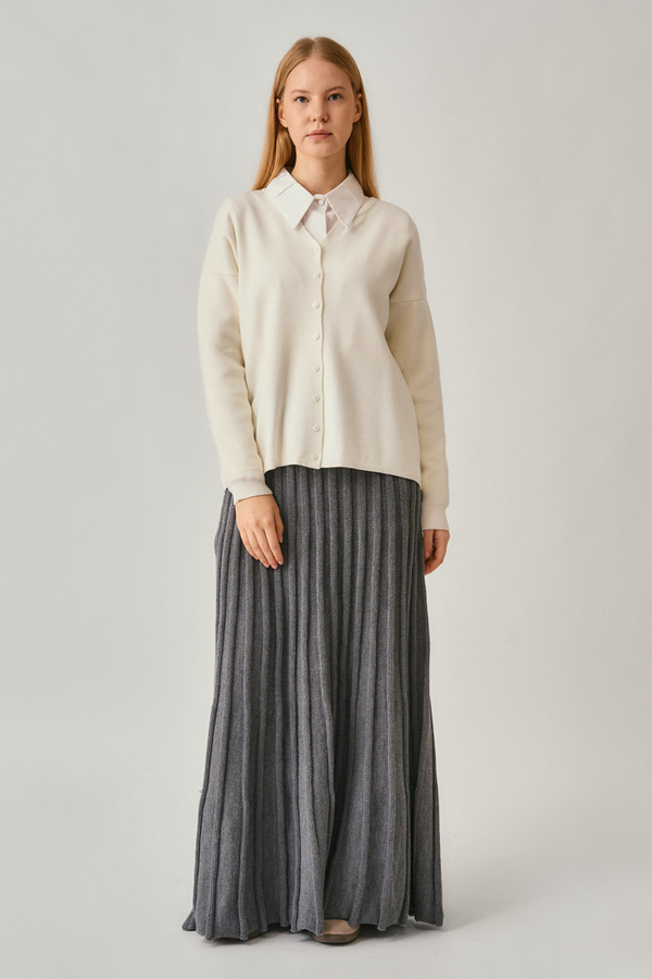 Crew Neck Premium Knit Cardigan Ecru - 2