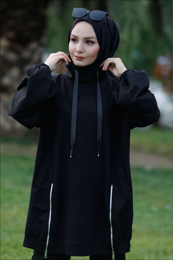 Dik Yaka Fermuarlı Sweatshirt Siyah