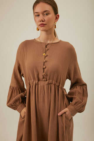 Düğmeli Müslin Elbise Açık Taba - 7