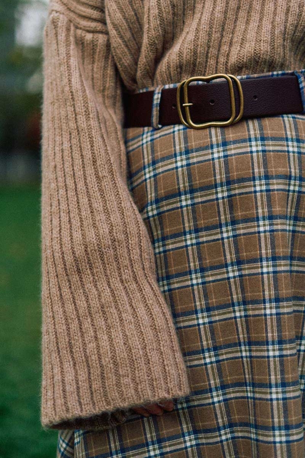 Large Oval Buckle Belt Brown