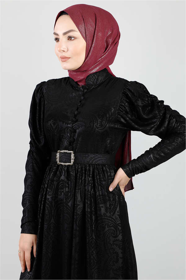 Motif Desenli Siyah Elbise