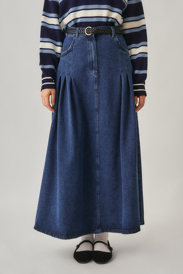 ChatGPT: Pleated Detail Denim Skirt Light Blue - 3