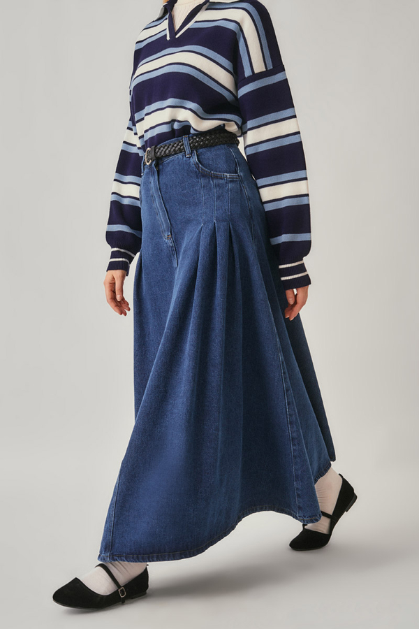 ChatGPT: Pleated Detail Denim Skirt Light Blue - 1