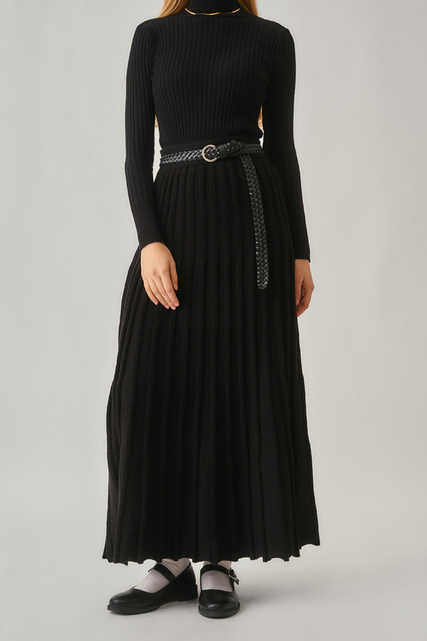 Pleated Knit Skirt Black (1)