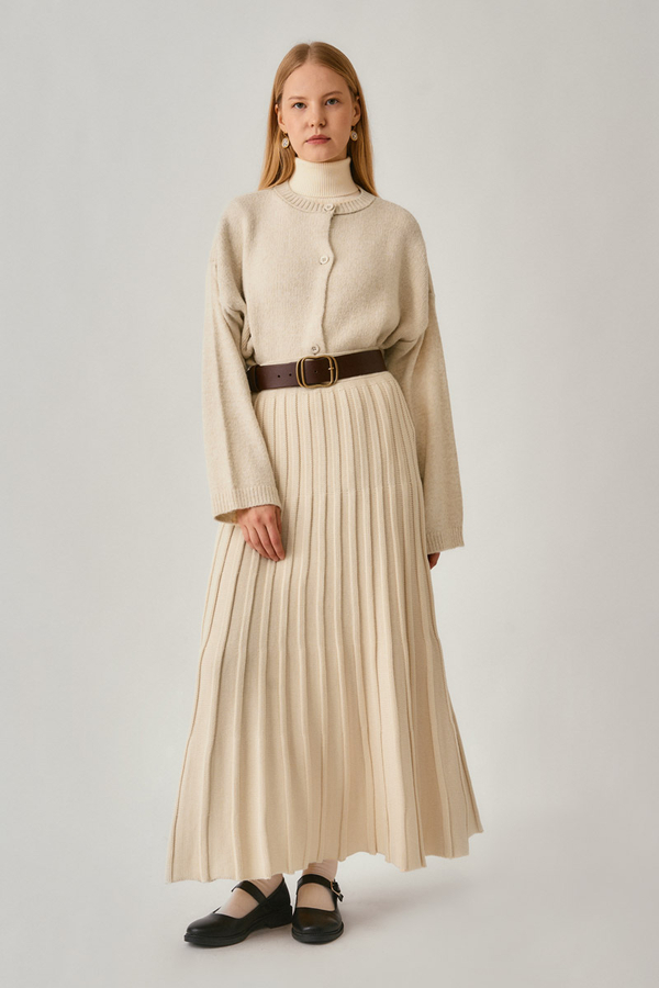 Pleated Knit Skirt Ecru