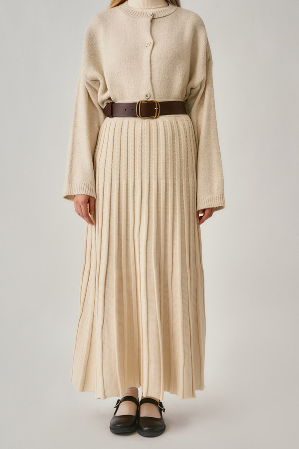 Pleated Knit Skirt Ecru (1)