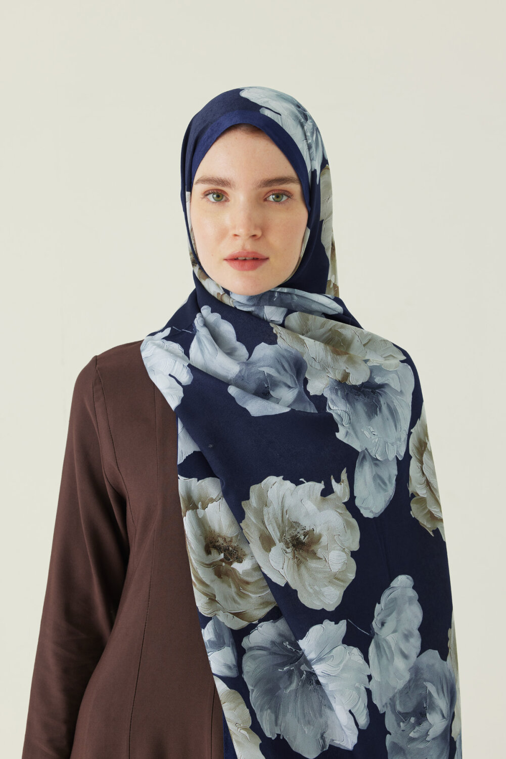 Premium Çiçek Desenli Şal Lacivert - 2