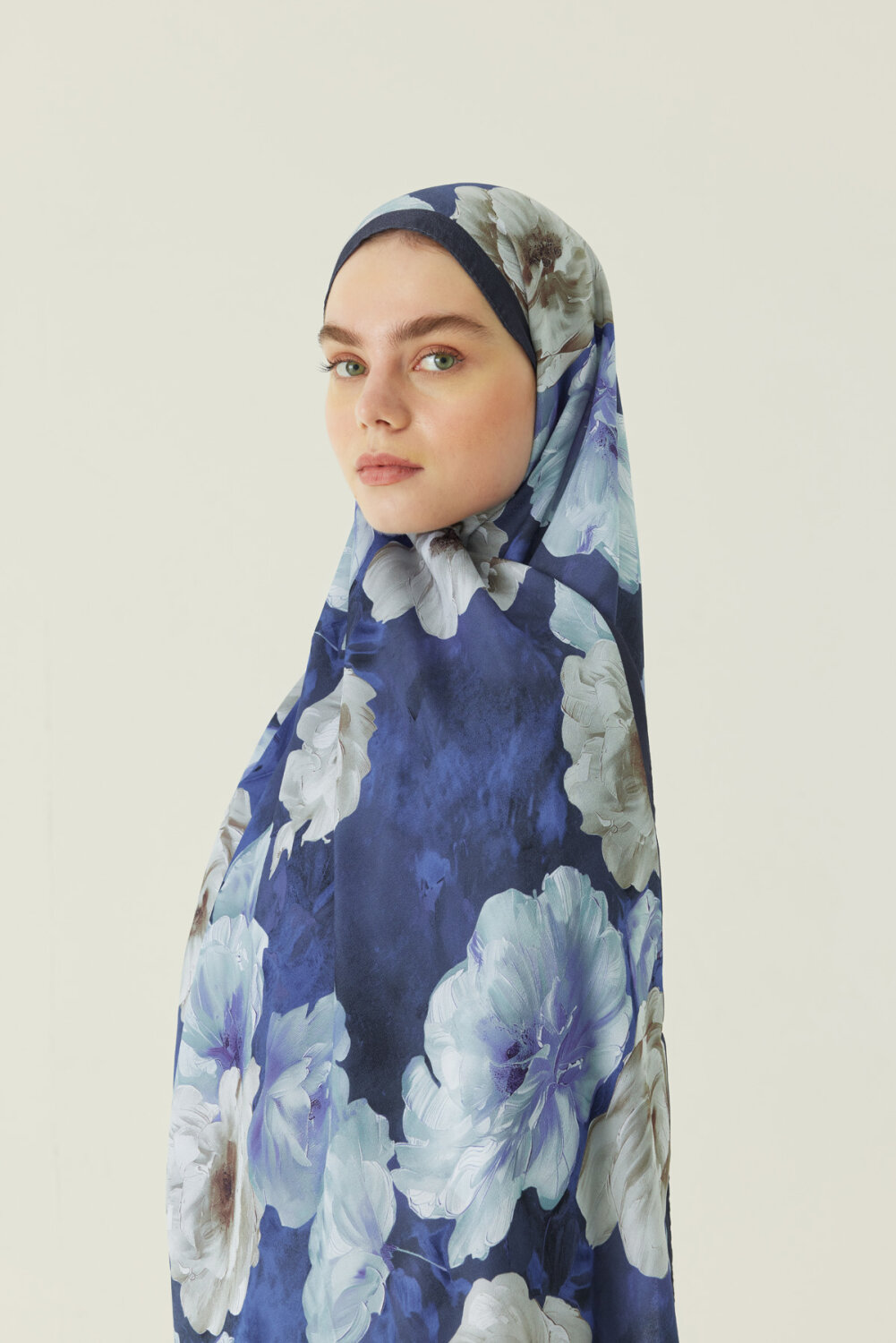 Premium Çiçek Desenli Şal Saks - 3