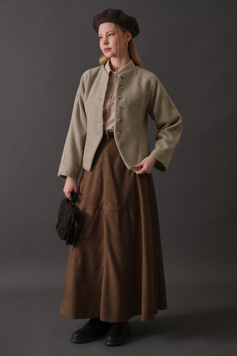 Short Jacket with Dart Detail Stone