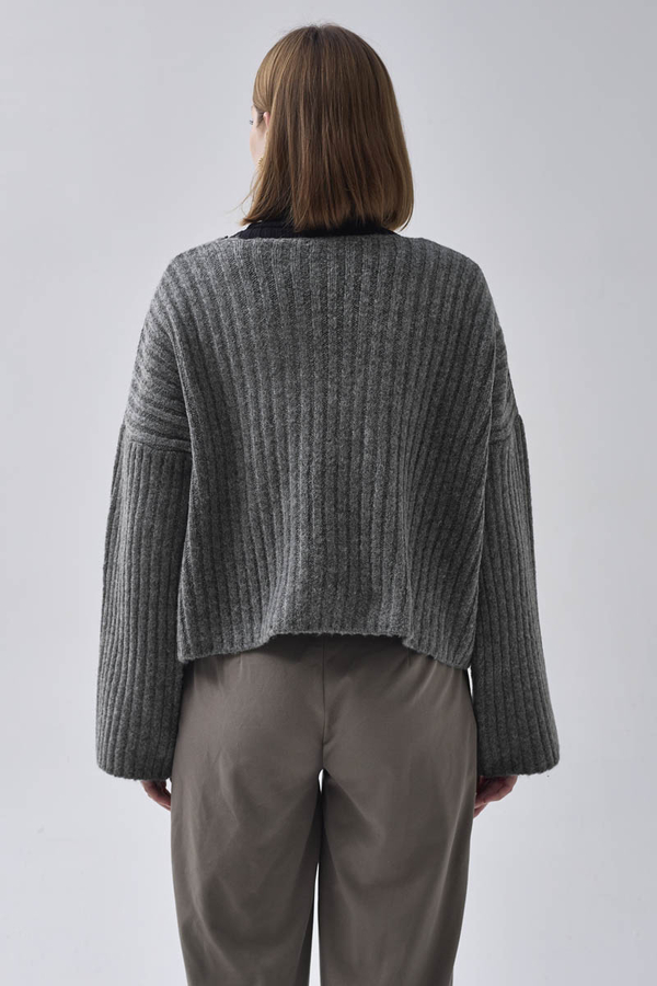 V Neck Crop Knit Sweater Anthracite - 6