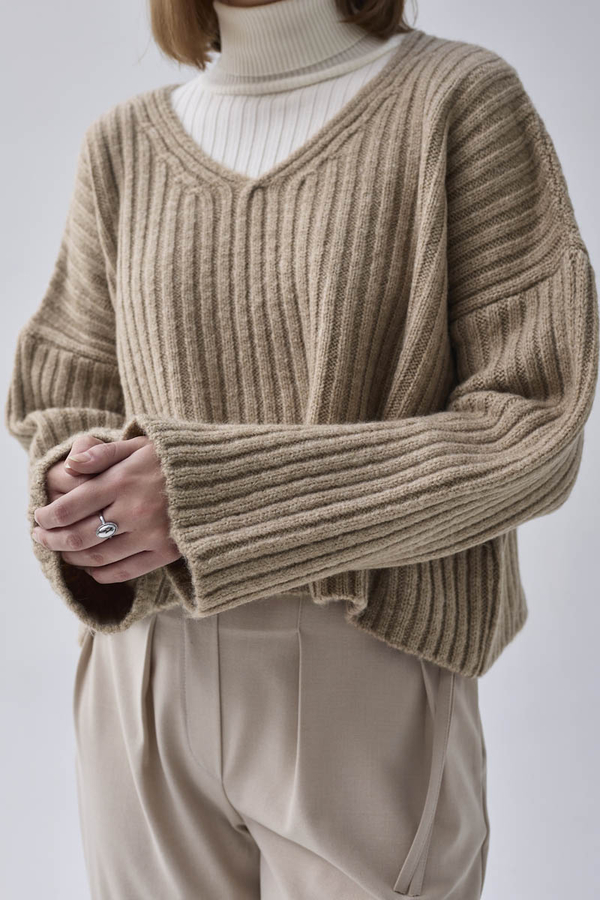 V Neck Crop Knit Sweater Mink - 7