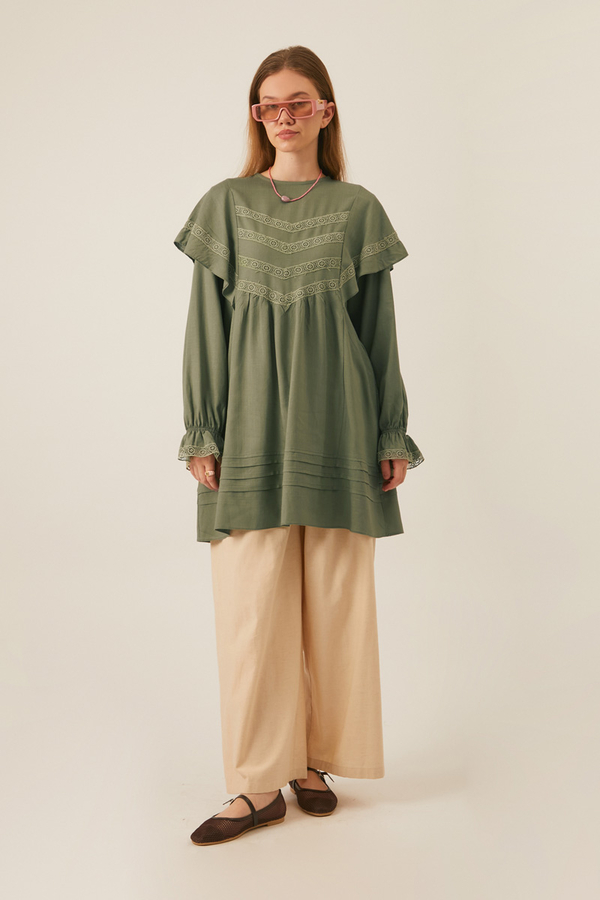 Frill Detailed Lace Tunic Khaki