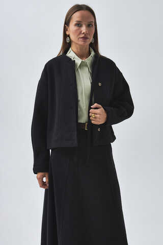Yakası Bağlamalı Kısa Ceket Siyah - 3